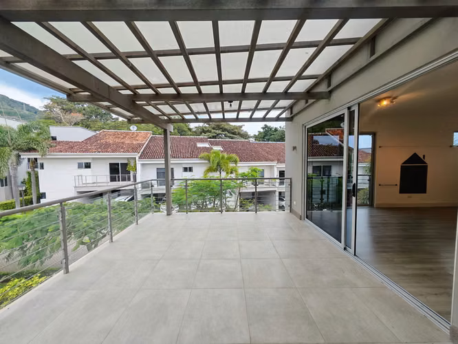VENTA DE CASA ESQUINERA EN CONDOMINIO EN ESCAZU, JABONCILLOS  - Imagen 20