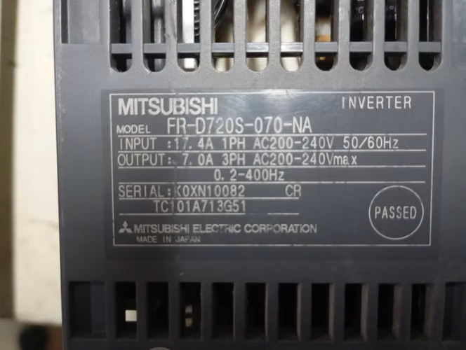 variador de frecuencia MITSUBISHI usado para taller precisión 2 HP asch - Imagen 3