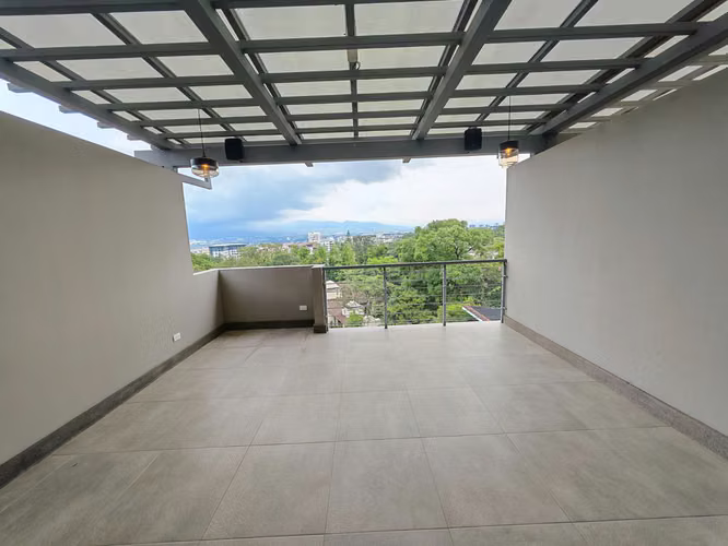 Alquiler de casa Moderna en Jaboncillos, Escazú  - Imagen 18