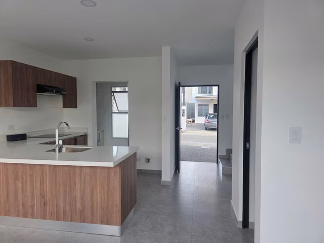 Se Alquila Hermoso Apartamento,  Para Estrenar,  en Condominio Naala en San Juan de Santa Bárbara de Heredia. 