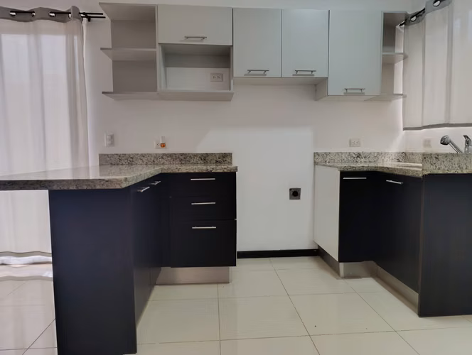 APARTAMENTO CON FINOS ACABADOS EN EL COYOL