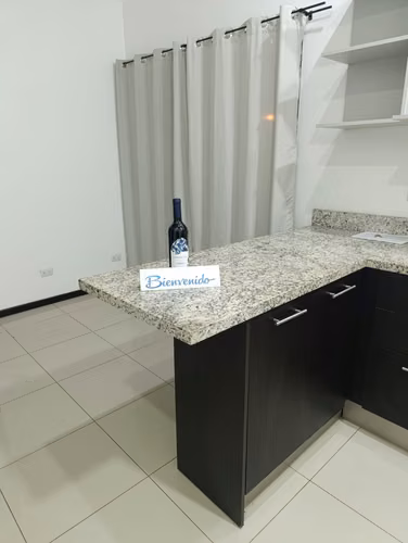APARTAMENTO CON FINOS ACABADOS EN EL COYOL