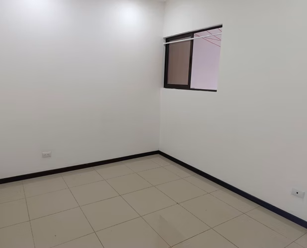 APARTAMENTO CON FINOS ACABADOS EN EL COYOL