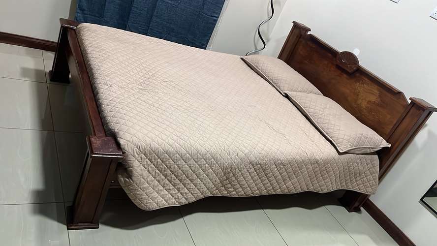 Cama Queen – 210.000 negociable