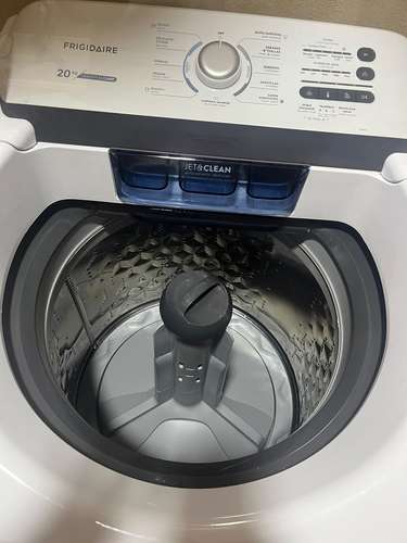 Lavadora Frigidaire 20 kg