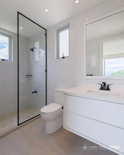 21558 - Moderno apartamento para alquiler con 3 hab + servicio en Santa Ana - Imagen 19