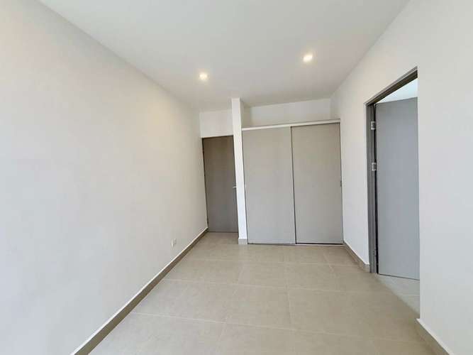 VENTA DE CASA EN CONDOMINIO EN RIO ORO DE SANTA ANA - Imagen 11