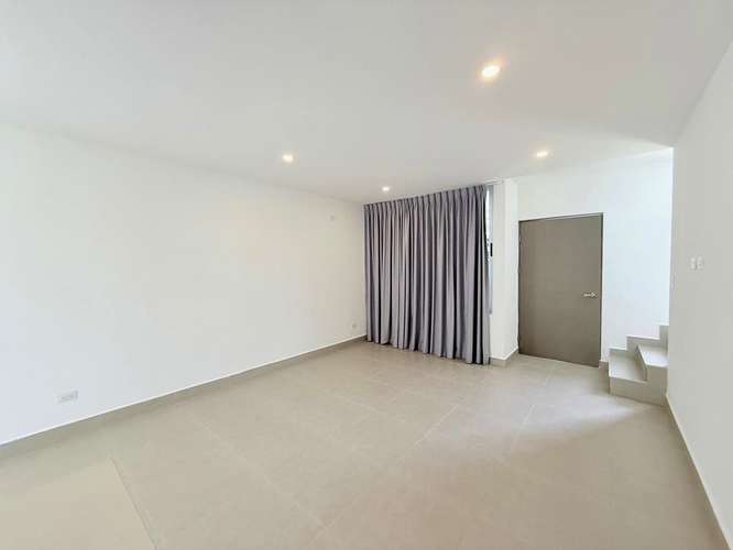 VENTA DE CASA EN CONDOMINIO EN RIO ORO DE SANTA ANA - Imagen 3