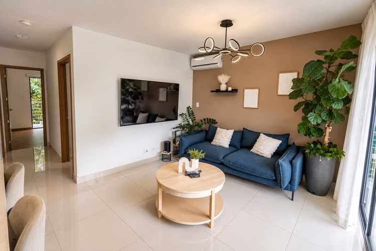 VENTA DE APARTAMENTO AMUEBLADO EN CONDOMINIO BARI, RIO ORO DE SANTA ANA  - Imagen 2