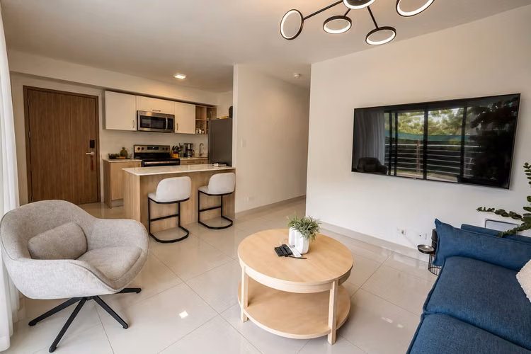 VENTA DE APARTAMENTO AMUEBLADO EN CONDOMINIO BARI, RIO ORO DE SANTA ANA  - Imagen 3