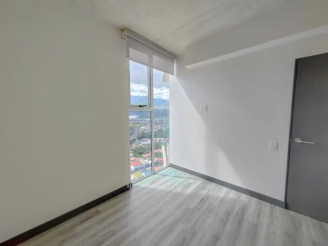 Hermoso Apartamento en Alquiler en Mata Redonda Sabana - Vista a las montañas - Imagen 15