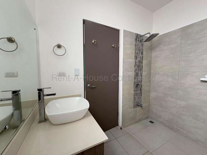 CASA EN VENTA EN CONDOMINIO SAN MIGUEL DE SANTO DOMINGO, HEREDIA | 4 HAB | CERCA DEL COLEGIO LINCOLN | CON AMENIDADES P - Imagen 14