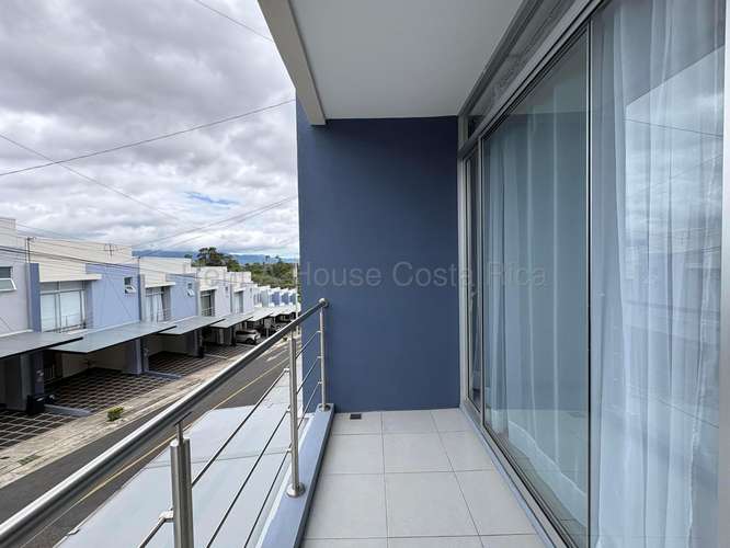 CASA EN VENTA EN CONDOMINIO SAN MIGUEL DE SANTO DOMINGO, HEREDIA | 4 HAB | CERCA DEL COLEGIO LINCOLN | CON AMENIDADES P - Imagen 10