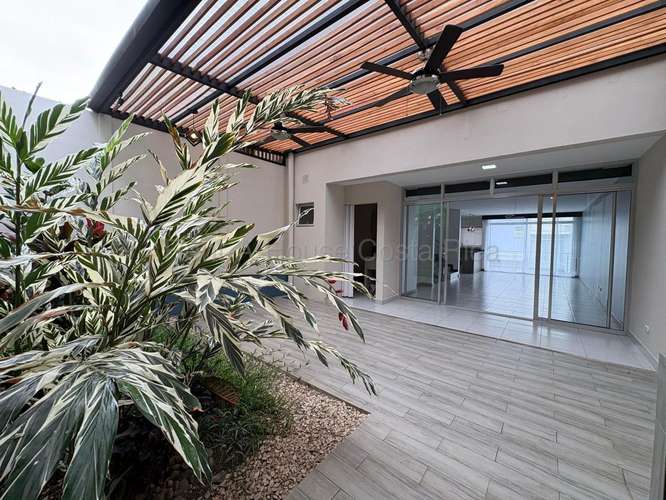 CASA EN VENTA EN CONDOMINIO SAN MIGUEL DE SANTO DOMINGO, HEREDIA | 4 HAB | CERCA DEL COLEGIO LINCOLN | CON AMENIDADES P - Imagen 8