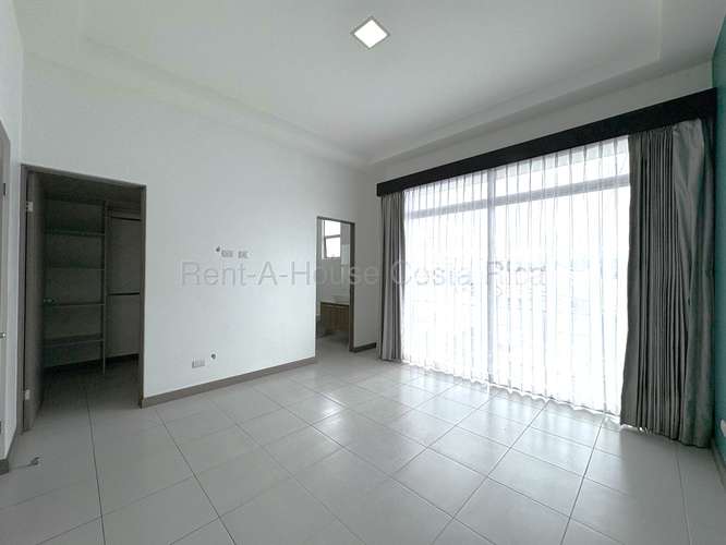 CASA EN VENTA EN CONDOMINIO SAN MIGUEL DE SANTO DOMINGO, HEREDIA | 4 HAB | CERCA DEL COLEGIO LINCOLN | CON AMENIDADES P - Imagen 13