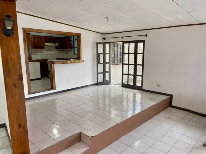 PROPIEDAD CON CASA + APARTAMENTO EN VENTA | ZAPOTE - Imagen 3