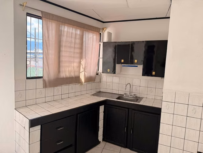 PROPIEDAD CON CASA + APARTAMENTO EN VENTA | ZAPOTE - Imagen 9