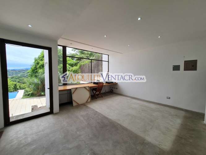CASA CON PISCINA PROPIA Y VISTAS CON 2.266 M2 LOTE EN ALTO LAS PALOMAS SANTA ANA - Imagen 11