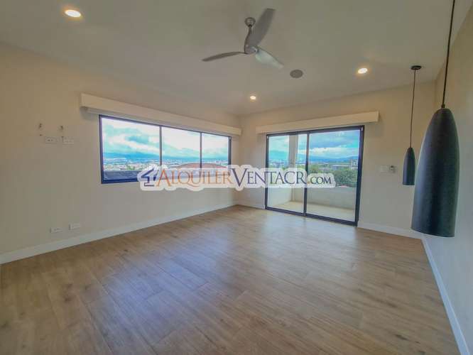 LUJOSA CASA DE 406 M2 CON PISCINA PROPIA EN JABONCILLOS ESCAZU - Imagen 14