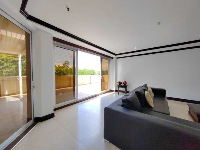 Apartamento de Lujo con Terraza en vista al parque La Sabana – 3 Habitaciones - Imagen 10