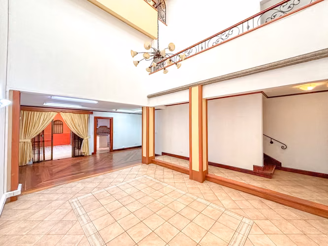 Alquiler Casa Independiente en Nunciatura con Azotea Privada y Jacuzzi - Imagen 6