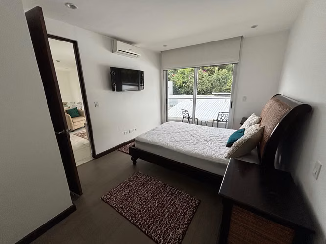 Apartamento en Condominio Bosques de Escazú - Imagen 12