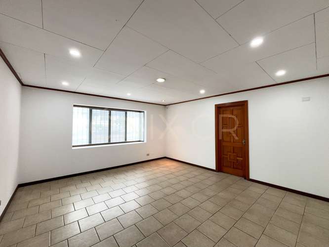 Ubicación Estratégica Rohrmoser + 615 m² para Comercio, Oficinas o Empresa - Imagen 14