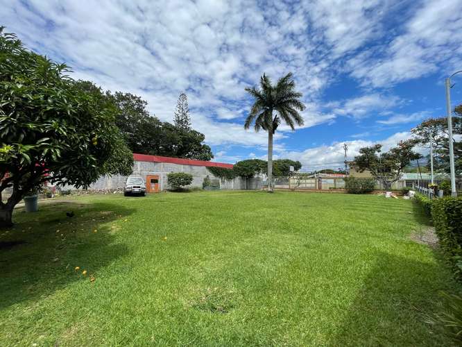 Venta de Lote con Uso Mixto en Belén · Heredia · 500 m² - Imagen 4