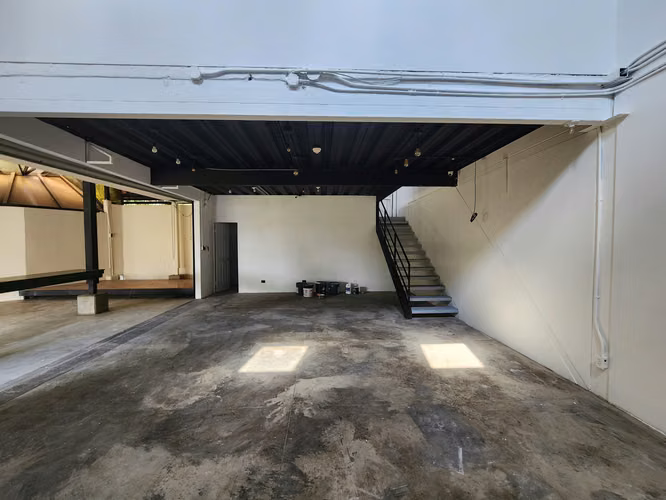 Venta de local comercial en Santa Ana · Piedades · 40 hab · 236 m² - Imagen 10