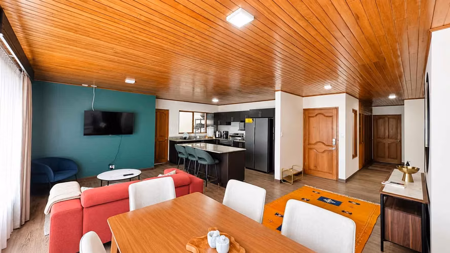 Alquiler de Apartamento Amoblado, Sabana Sur - Imagen 2