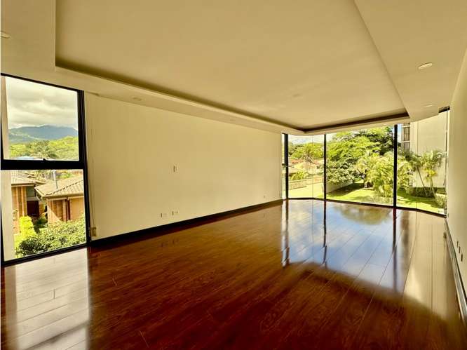 Apartamento espacioso y bien distribuido en Escazú - Imagen 12