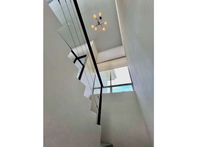 Estrene moderna casa cerca de la Panasonic - Imagen 12