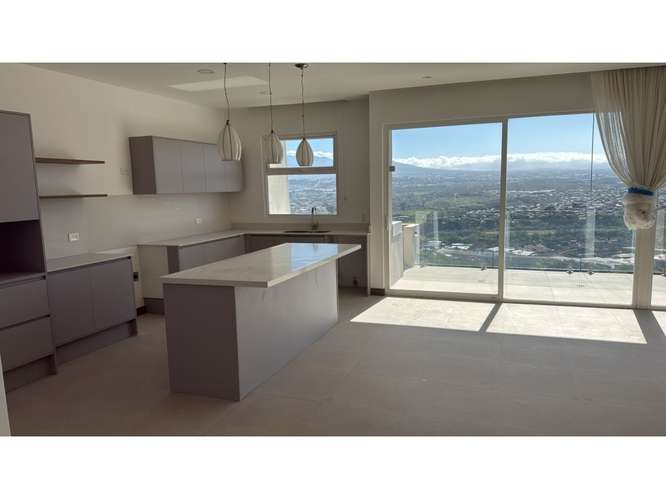 Apartamento en Guachipelín de Escazú - Imagen 1