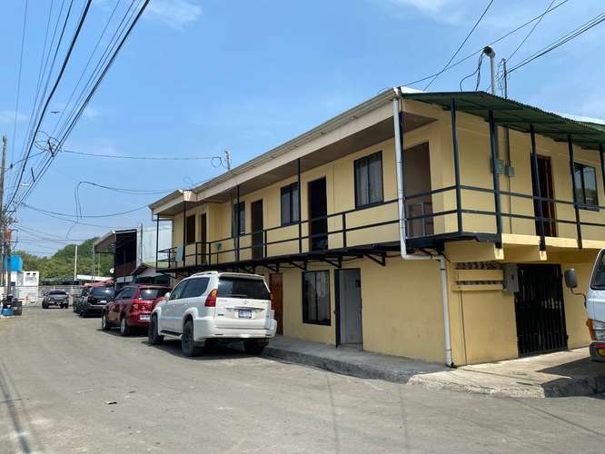 INVESTMENT OPPORTUNITY IN BOCA VIEJA, QUEPOS Property is sold with 6 independent departments + 1 house