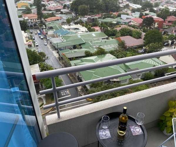 Venta de Apartamento Amoblado Torre los Yoses. - Imagen 15