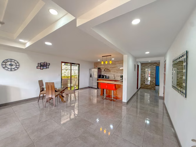  Oportunidad . Casa en Venta La Guácima . Condominio  - Imagen 2