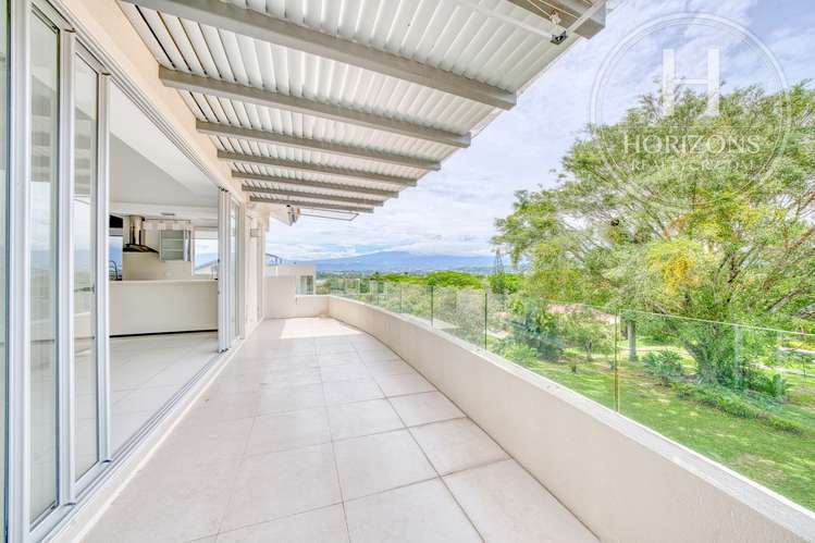 Penthouse en Venta en Condominio Veredas del Río en Piedades de Santa Ana 4 Habitaciones y Rooftop con Vistas nja1403jm - Imagen 7