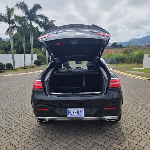 MERCEDES BENZ GLE 350D 2017 AUTOMATICO 4X4 DIESEL TECHO PANORAMICO ASIENTOS DE CUERO IMPECABLE FULL EXTRAS