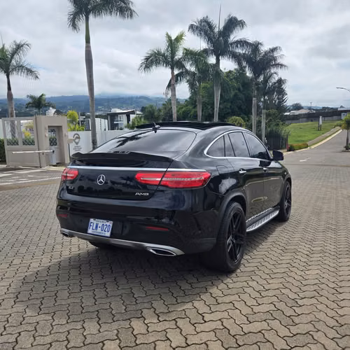 MERCEDES BENZ GLE 350D 2017 AUTOMATICO 4X4 DIESEL TECHO PANORAMICO ASIENTOS DE CUERO IMPECABLE FULL EXTRAS