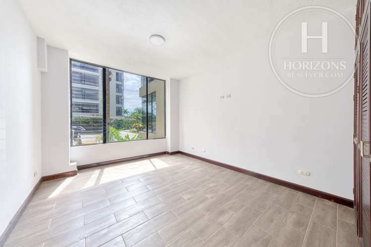 Apartamento en Venta en Primer Piso en Condominio Altos de Mayorca en San Rafael de Escazú 3 Habitaciones y nja1404js - Imagen 9