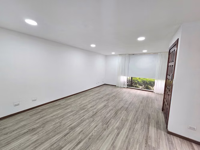 Venta apartamento en Trejos Montealegre, Escazú - Imagen 3