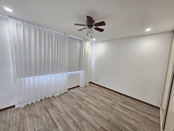 Venta apartamento en Trejos Montealegre, Escazú - Imagen 7