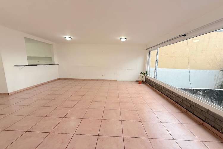 Se alquila casa uso Mixto Freses Curridabat - Imagen 2
