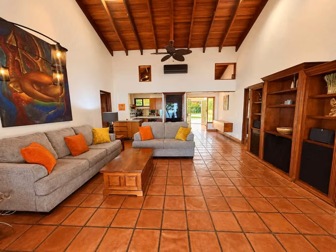 Casa Leon del Mar | Where Nature, Sea, and Home Become One - Imagen 5
