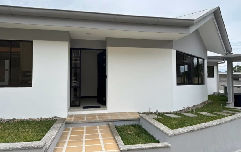 Venta de casa  de una planta, Residencial Vía Diana, San Juan de La Unión, Cartago