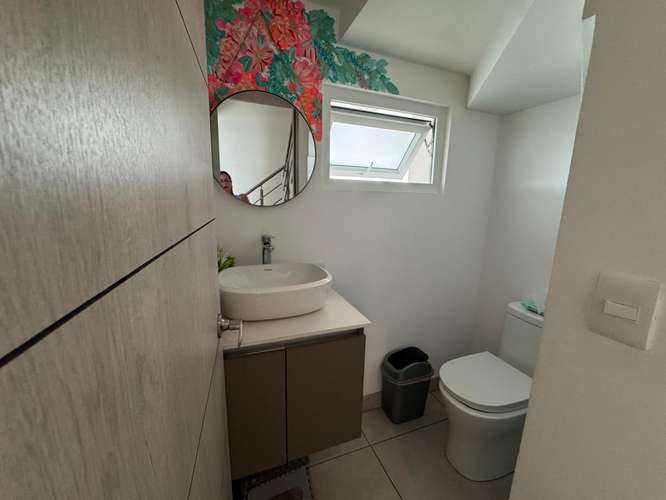 Venta de Hermosa Casa de Oportunidad en Condominio de Amenidades - Imagen 7