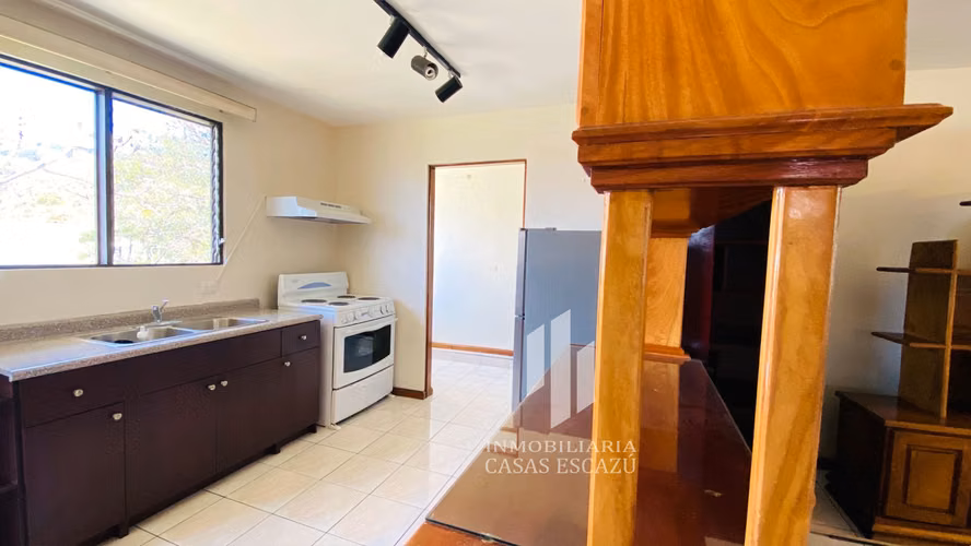 Apartamento en Alquiler en San Rafael de Escazú cerca del Centro Comercial Paco - Imagen 4