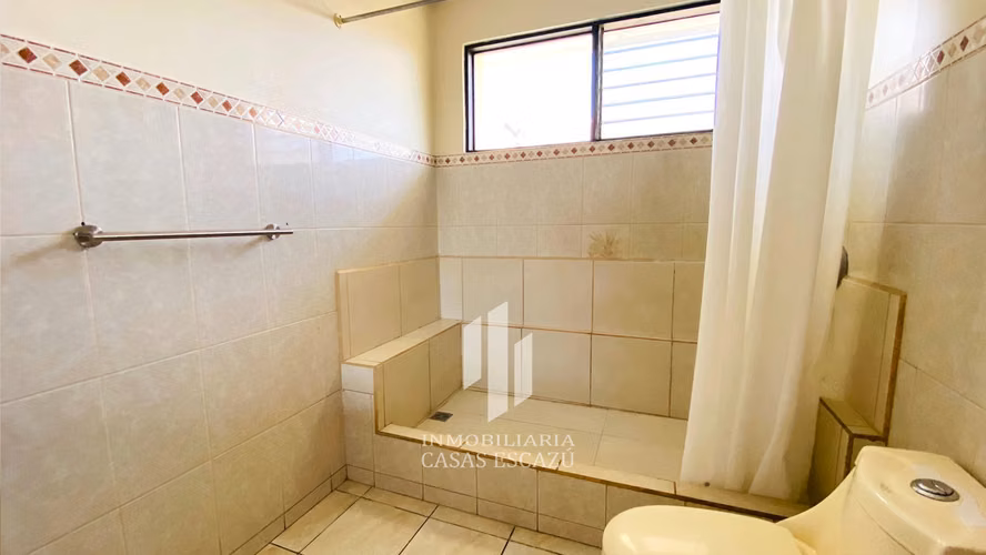 Apartamento en Alquiler en San Rafael de Escazú cerca del Centro Comercial Paco - Imagen 10