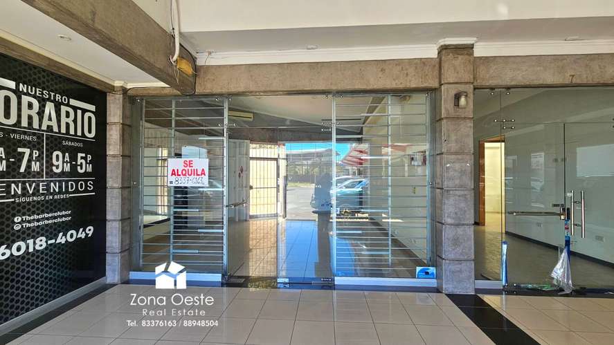 Venta de local comercial muy cerca de Distrito 4 - Imagen 6