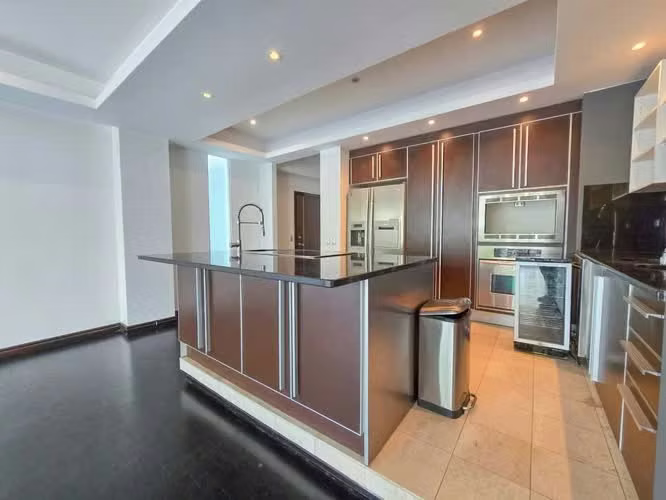 Apartamento en 1er nivel con terraza grande en Bello Horizonte Escazú - Imagen 7